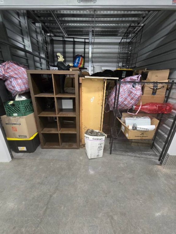 10 x 10 storage unit in Mesa, AZ