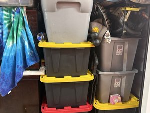 10 x 10 storage unit in Sacramento, CA