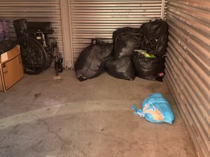 10 x 10 storage unit in Vallejo, CA