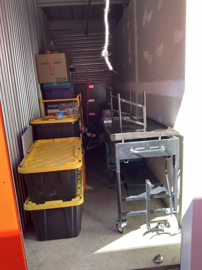 5 x 15 storage unit in Vallejo, CA