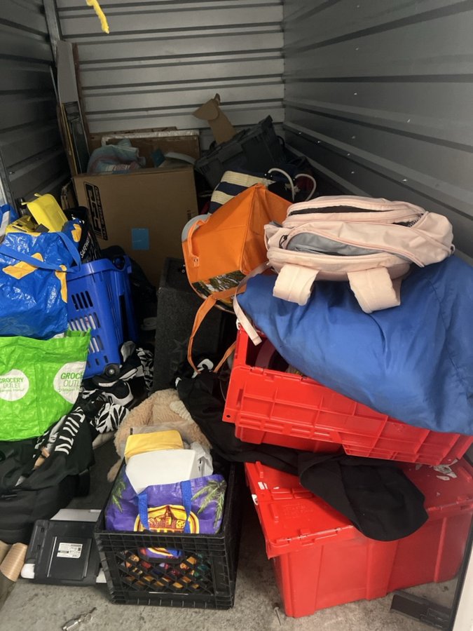 5 x 10 storage unit in Sacramento, CA