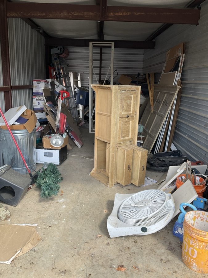 10 x 25 storage unit in Florence, AL