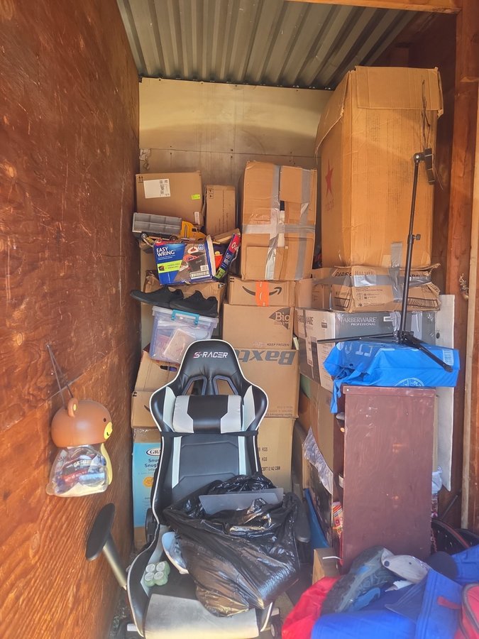5 x 10 storage unit in Carmichael, CA