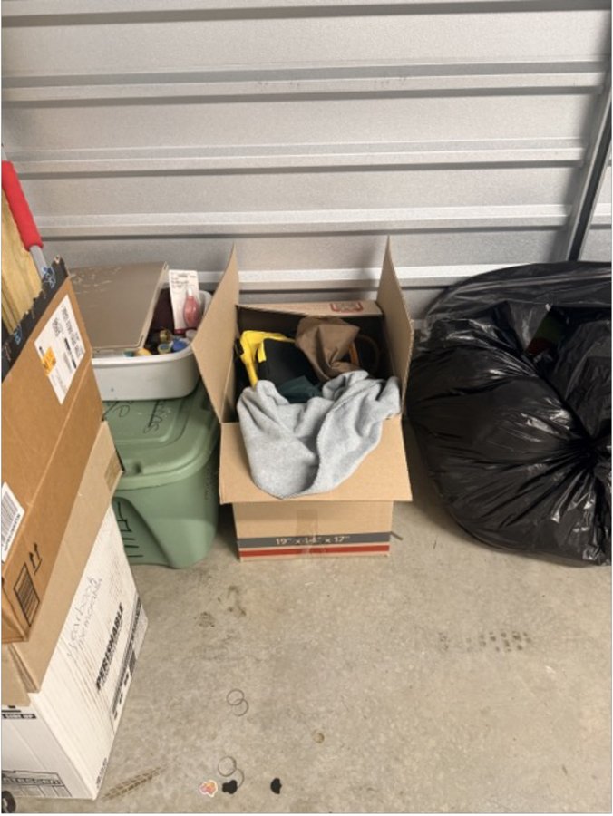 10 x 5 storage unit in Overland Park, KS