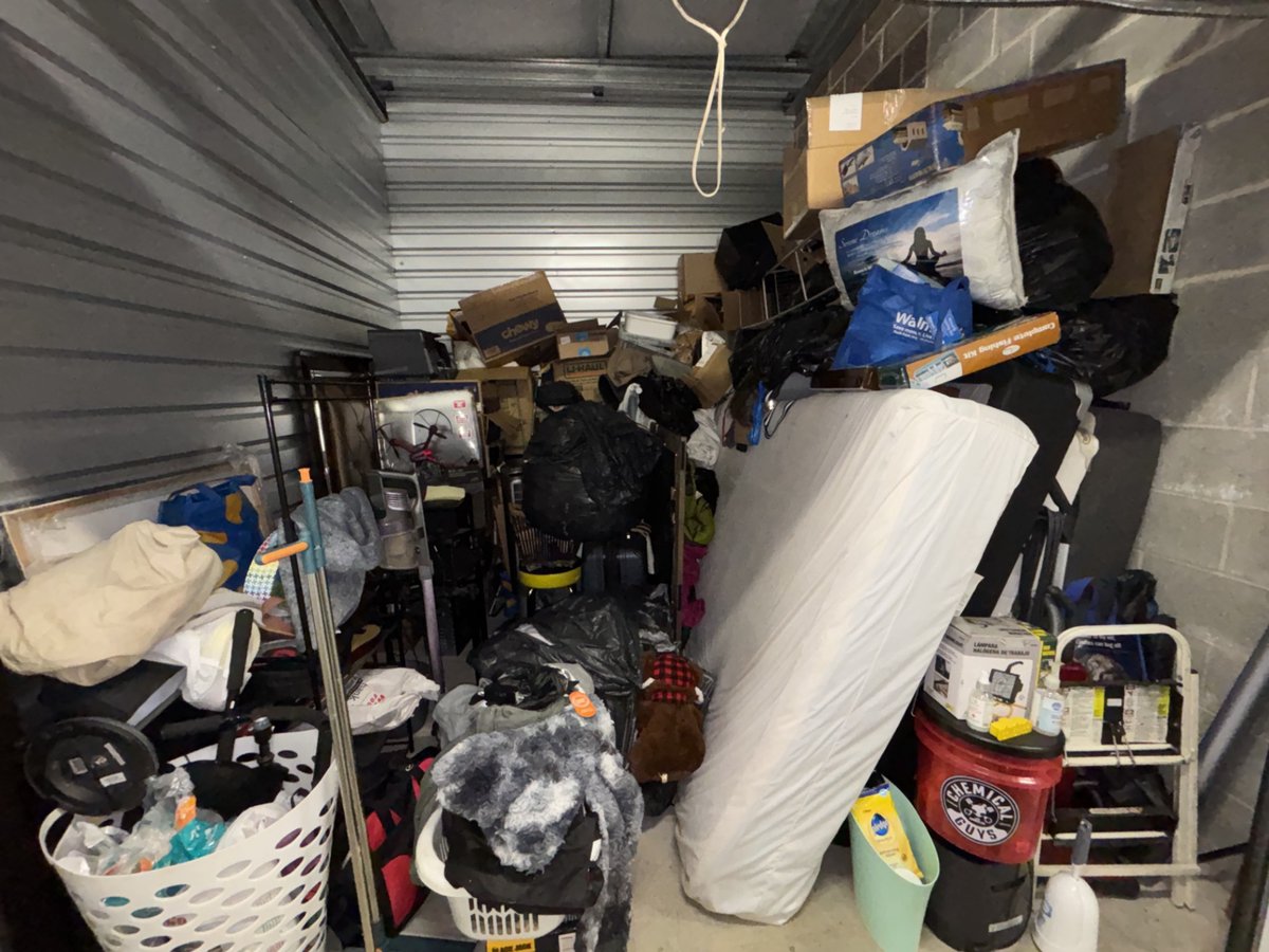 10 x 12 storage unit in Federal Way, WA
