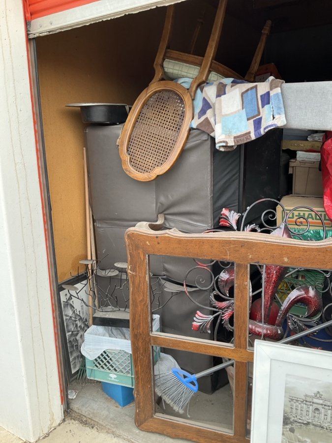 10 x 15 storage unit in Las Vegas, NV