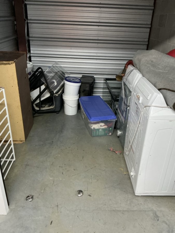 10 x 10 storage unit in Roanoke, VA