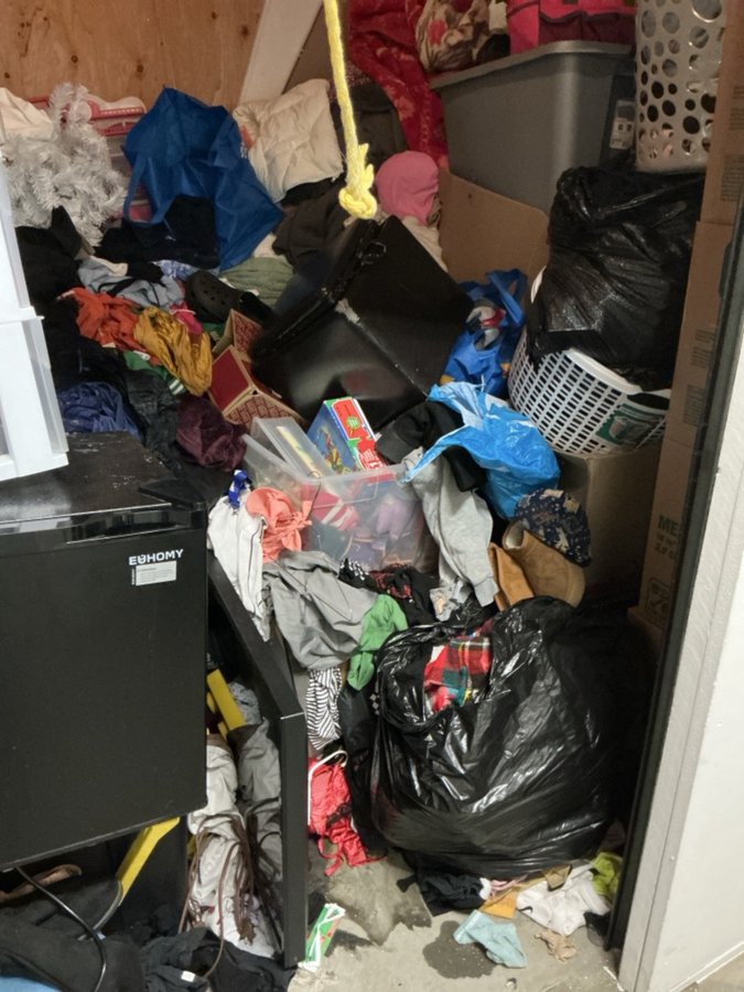 7 x 10 storage unit in Las Vegas, NV
