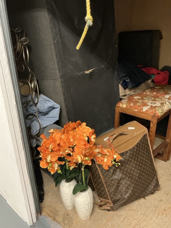 10 x 10 storage unit in Las Vegas, NV