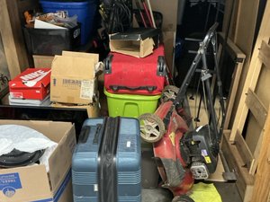 10 x 20 storage unit in Salem, VA