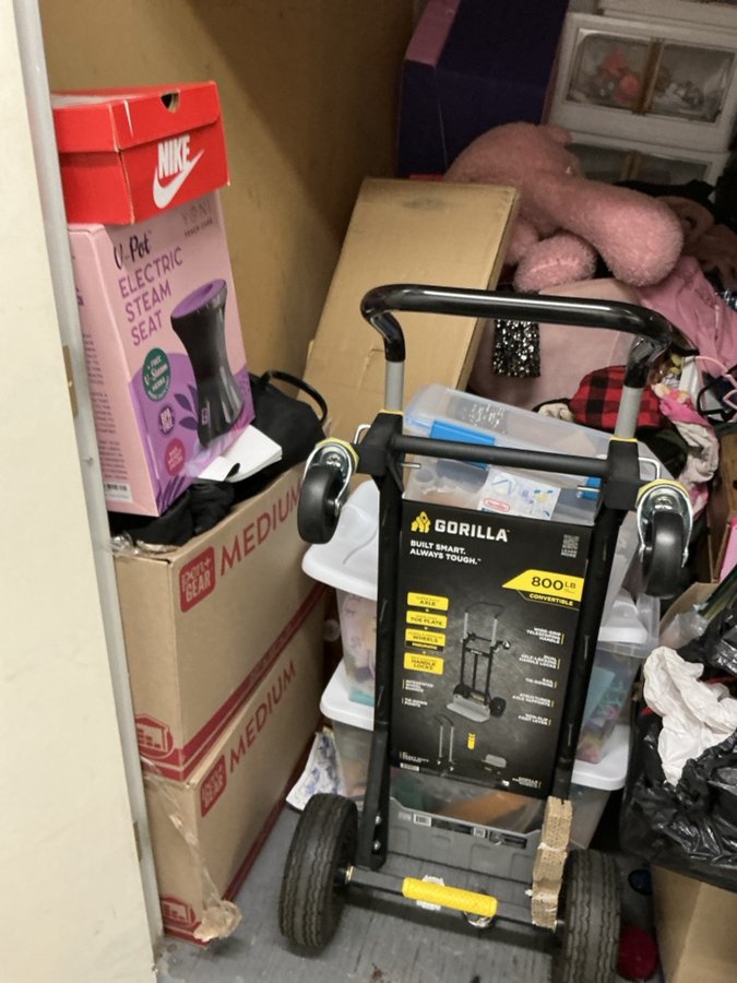 5 x 10 storage unit in Las Vegas, NV