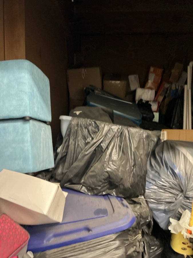 10 x 10 storage unit in Fairfield, CA