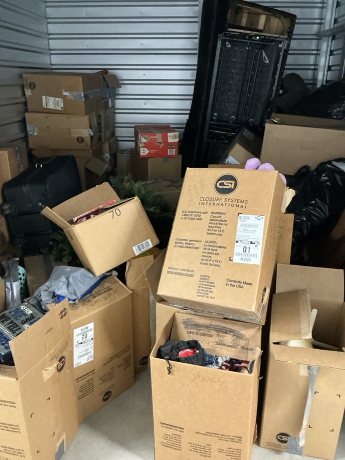 10 x 13 storage unit in Salem, VA