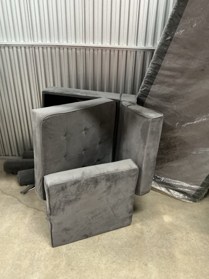 15 x 5 storage unit in Roanoke, VA