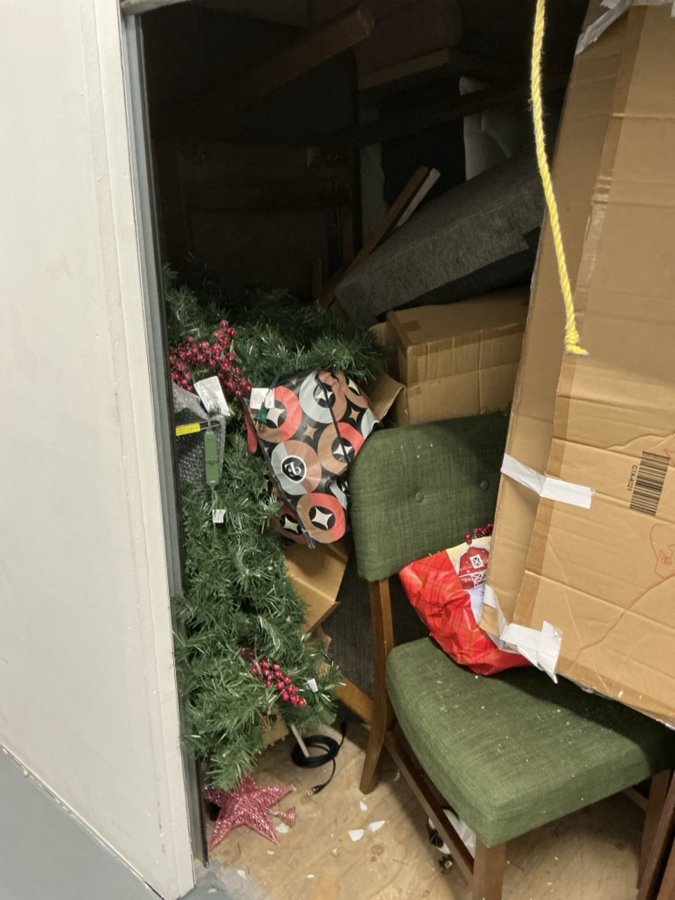 10 x 10 storage unit in Las Vegas, NV