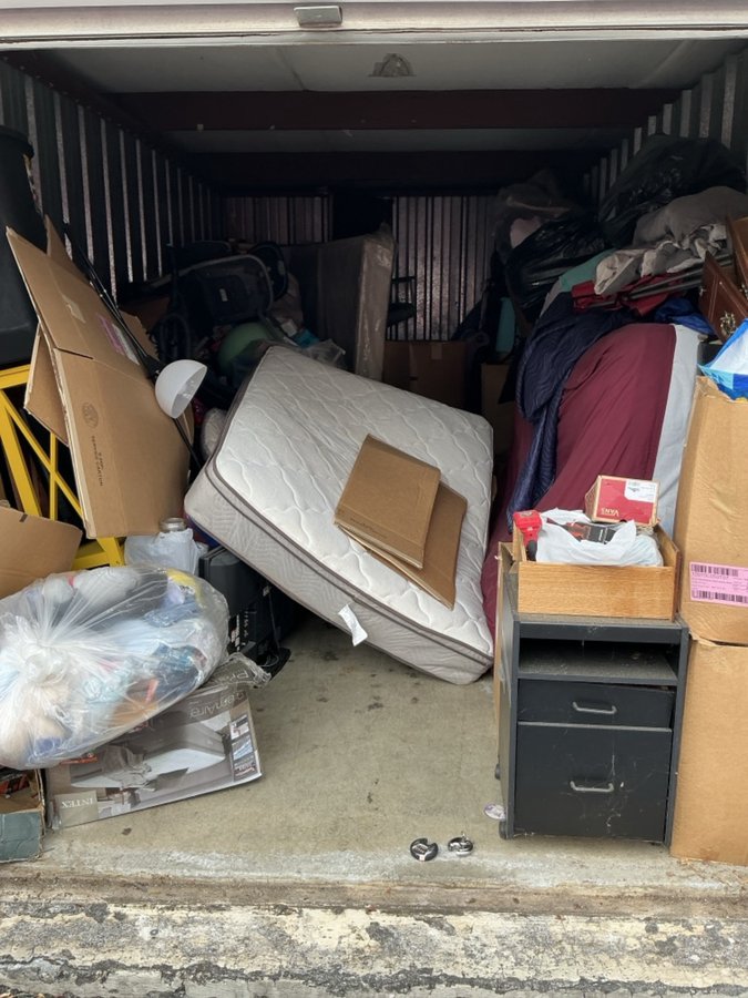 10 x 20 storage unit in Lynchburg, VA
