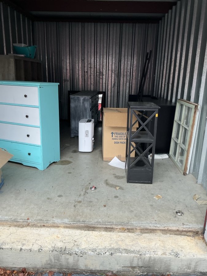 10 x 15 storage unit in Lynchburg, VA