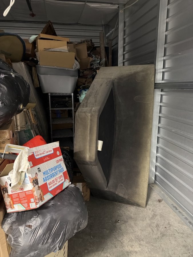 10 x 15 storage unit in Vacaville, CA