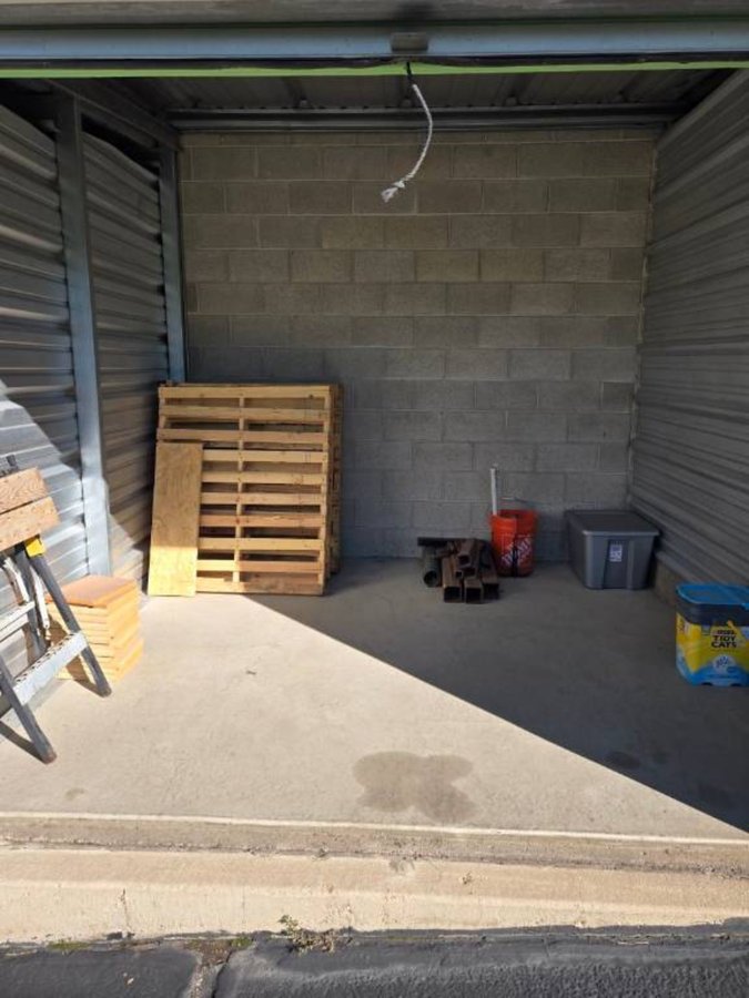 10 x 10 storage unit in Ogden, UT