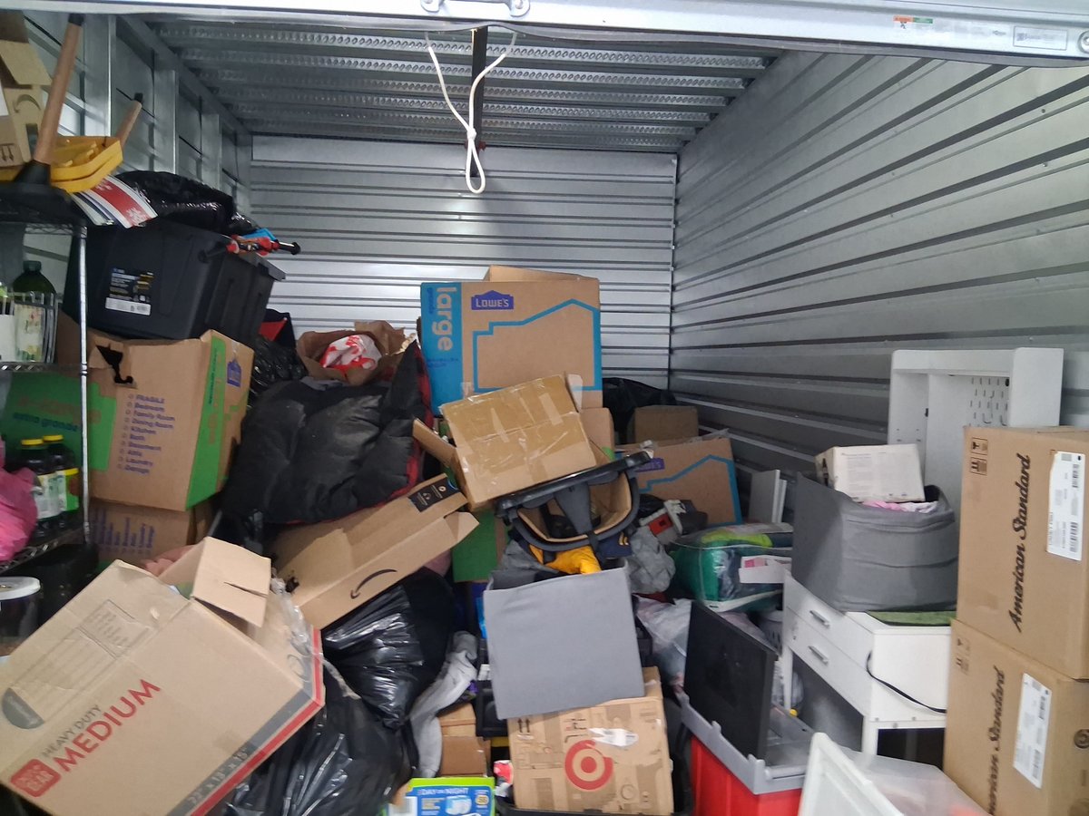 10 x 15 storage unit in Federal Way, WA