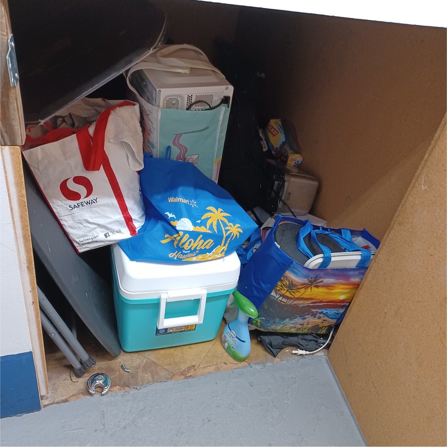 4 x 6 storage unit in Honolulu, HI