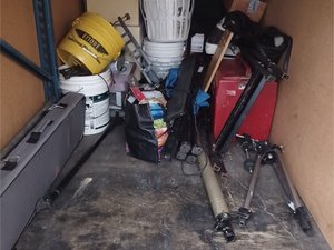 4 x 8 storage unit in Honolulu, HI