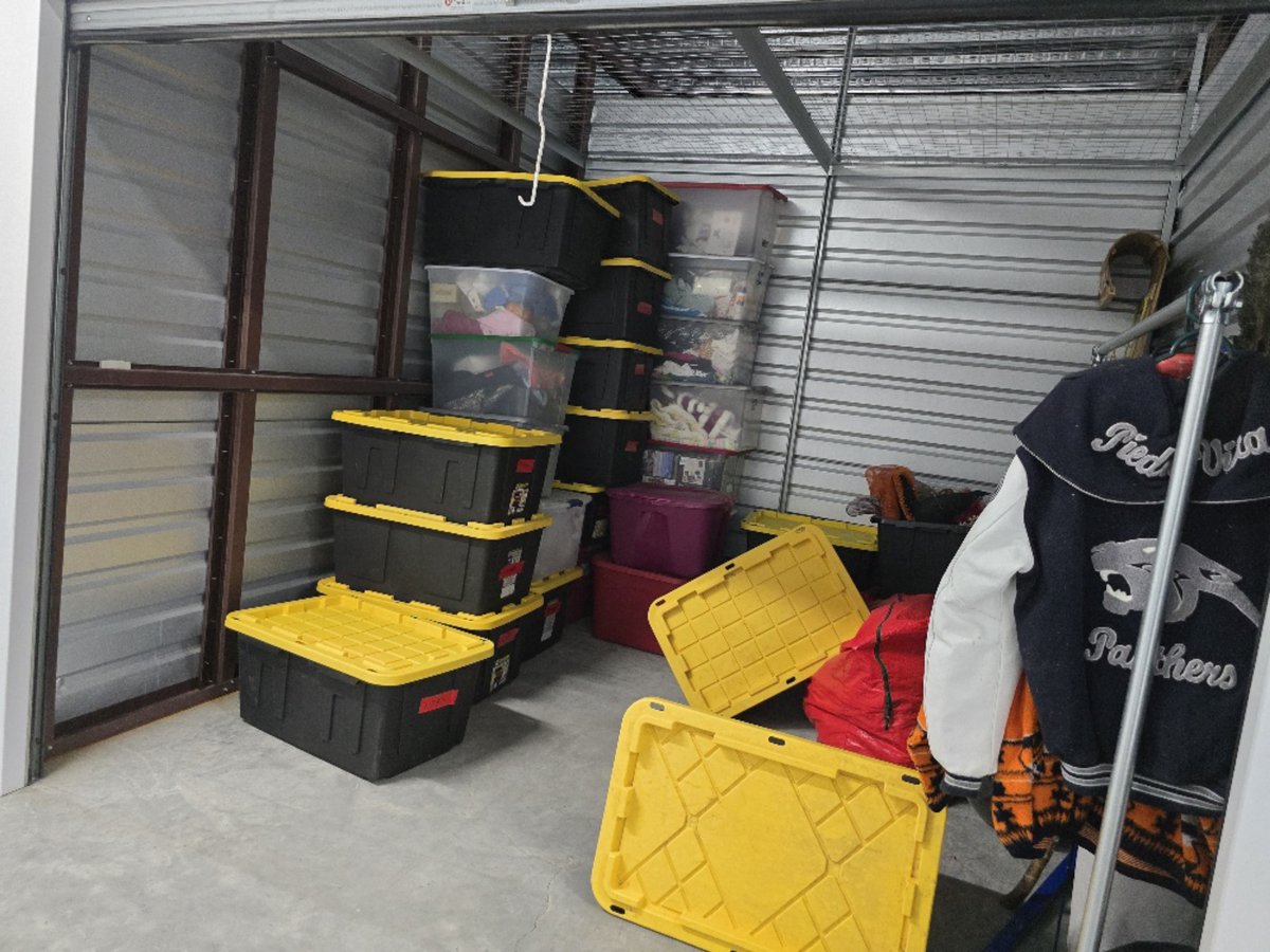 10 x 10 storage unit in Rio Rancho, NM