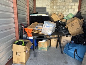 10 x 20 storage unit in Sanford, FL