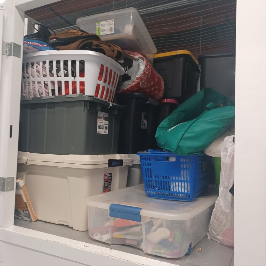 5 x 5 storage unit in Honolulu, HI