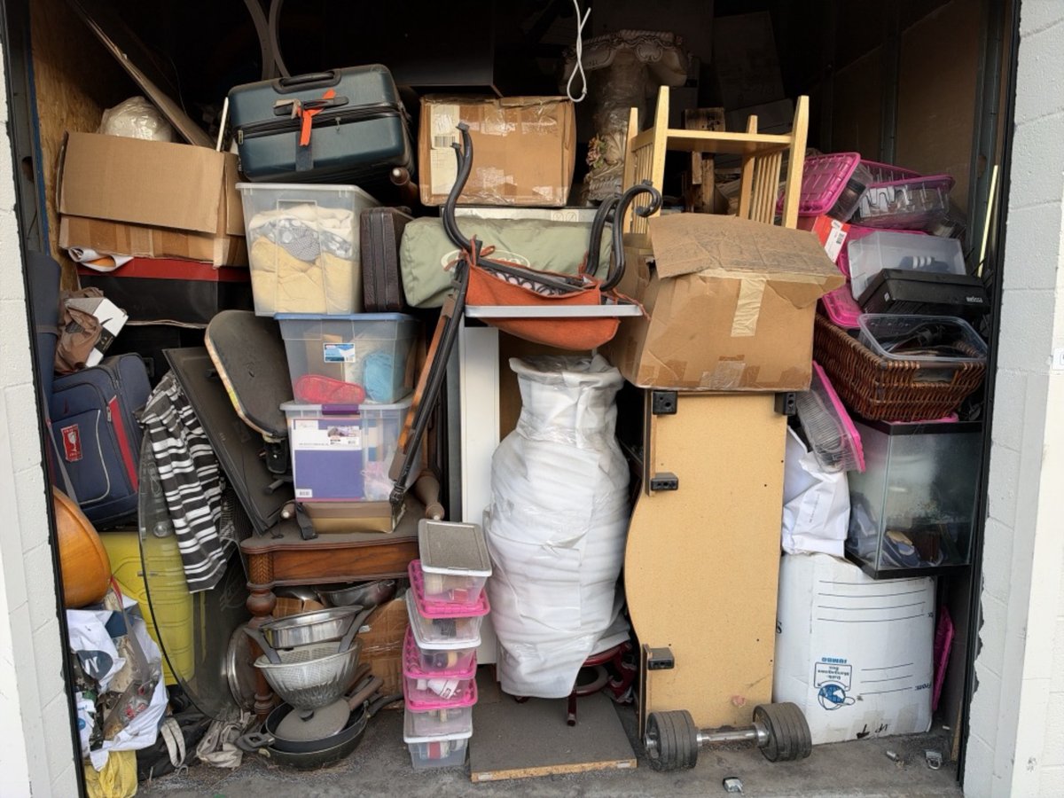 10 x 24 storage unit in La Habra, CA