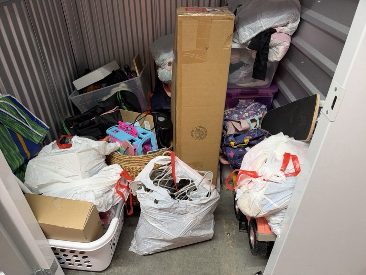 5 x 5 storage unit in La Habra, CA