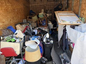 8 x 19 storage unit in Santa Ana, CA