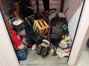5 x 5 storage unit in La Mirada, CA