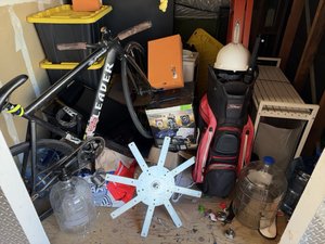 7 x 10 storage unit in La Habra, CA