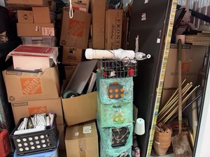 10 x 20 storage unit in Anaheim, CA