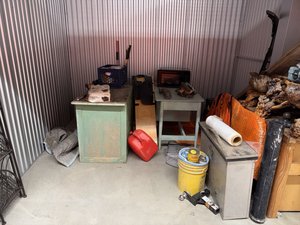 10 x 10 storage unit in Anaheim, CA