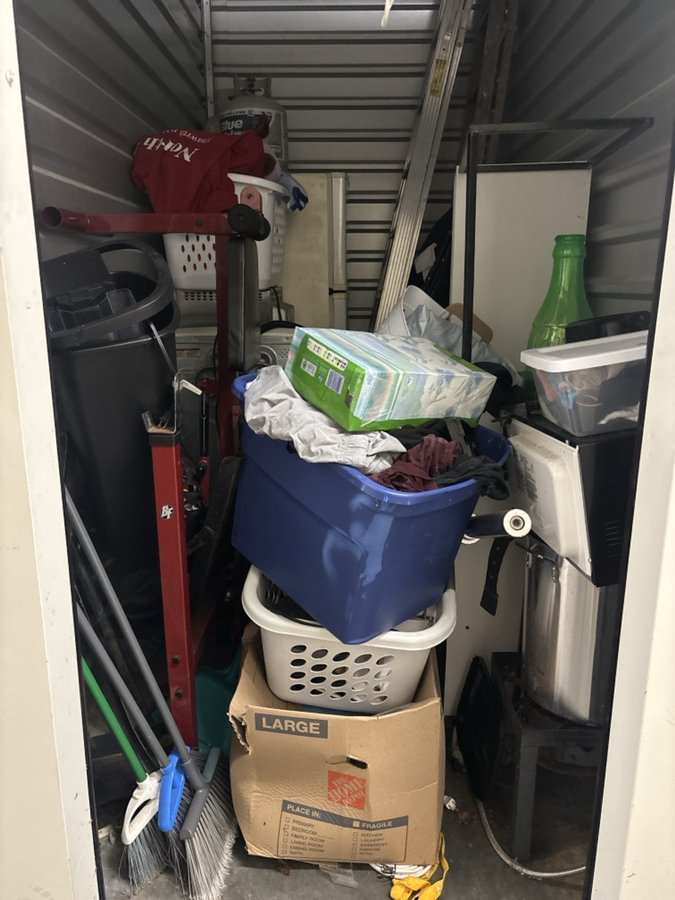 5 x 10 storage unit in Ormond Beach, FL