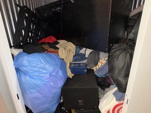 5 x 5 storage unit in Van Nuys, CA