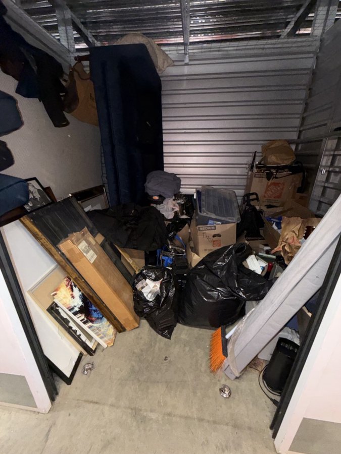 7 x 10 storage unit in Van Nuys, CA