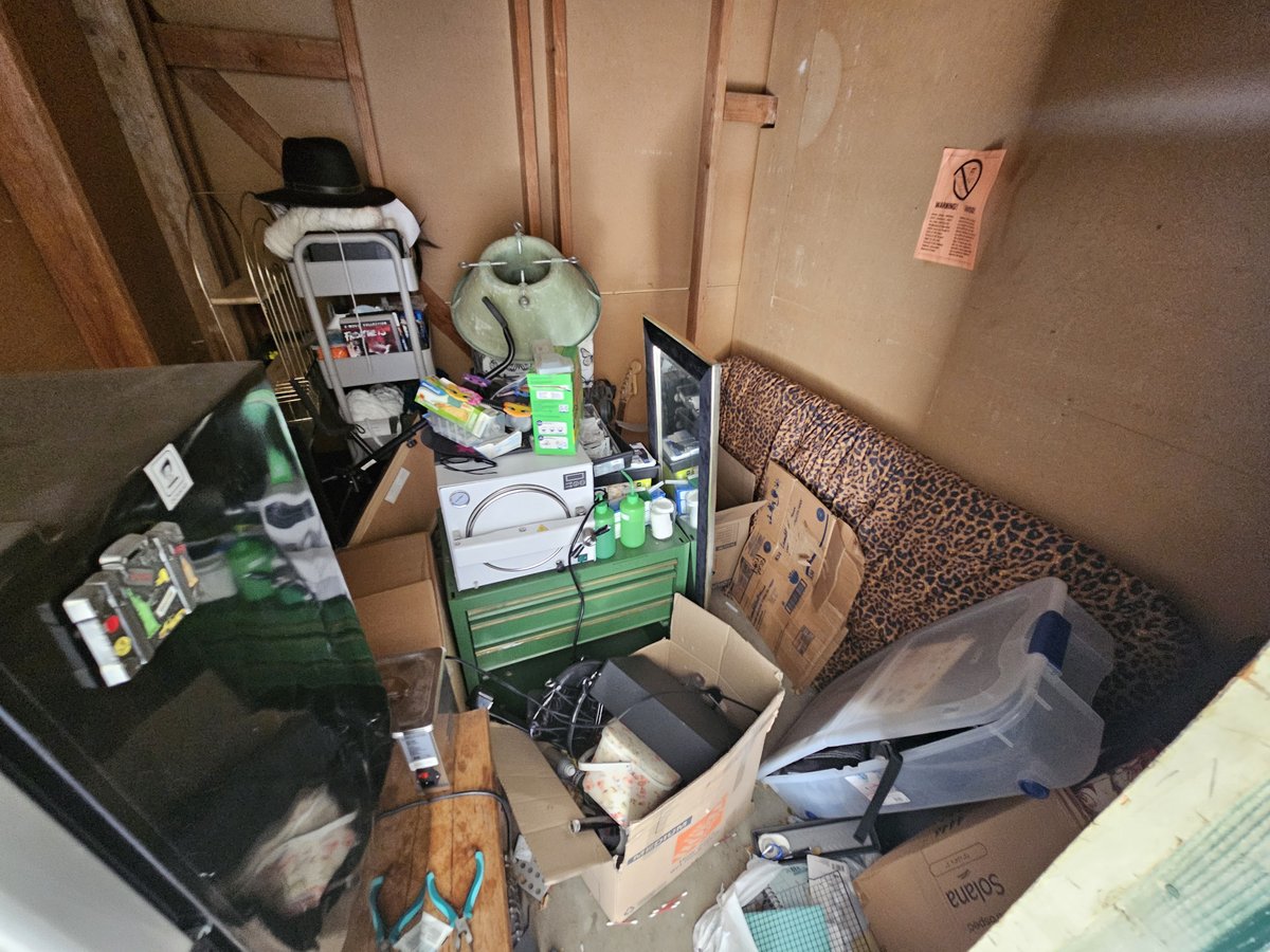 7 x 7 storage unit in Grand Terrace, CA