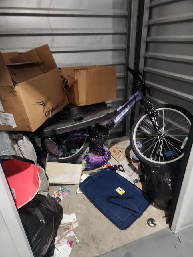 5 x 5 storage unit in Riverside, CA