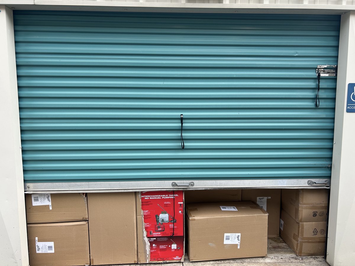 10 x 15 storage unit in Glassboro, NJ