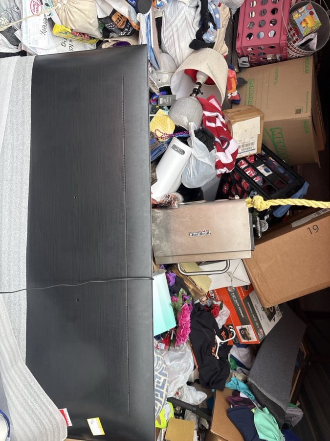 10 x 15 storage unit in Orland Hills, IL