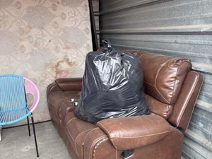 10 x 10 storage unit in Orland Hills, IL