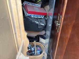 10 x 10 storage unit in Alsip, IL