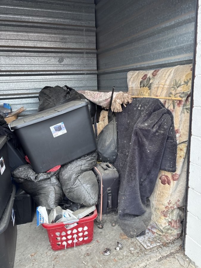 8 x 10 storage unit in Orland Hills, IL