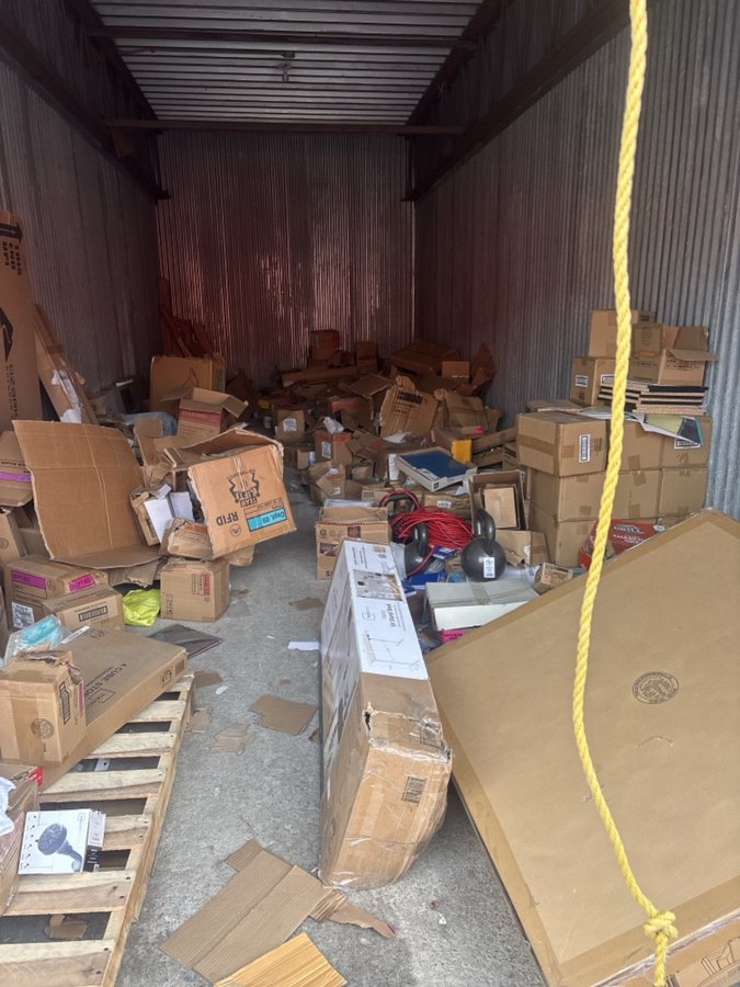 10 x 30 storage unit in Alsip, IL