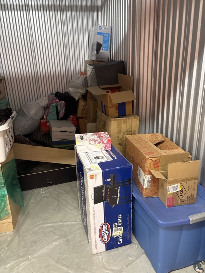 10 x 10 storage unit in Alsip, IL