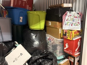 7 x 10 storage unit in Alsip, IL