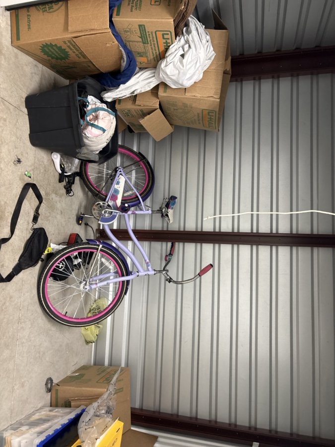 10 x 5 storage unit in Country Club Hills, IL